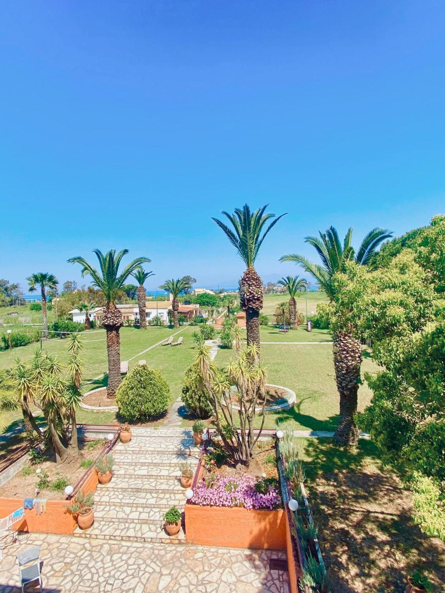 Villa Pami Almiros Beach Екстер'єр фото