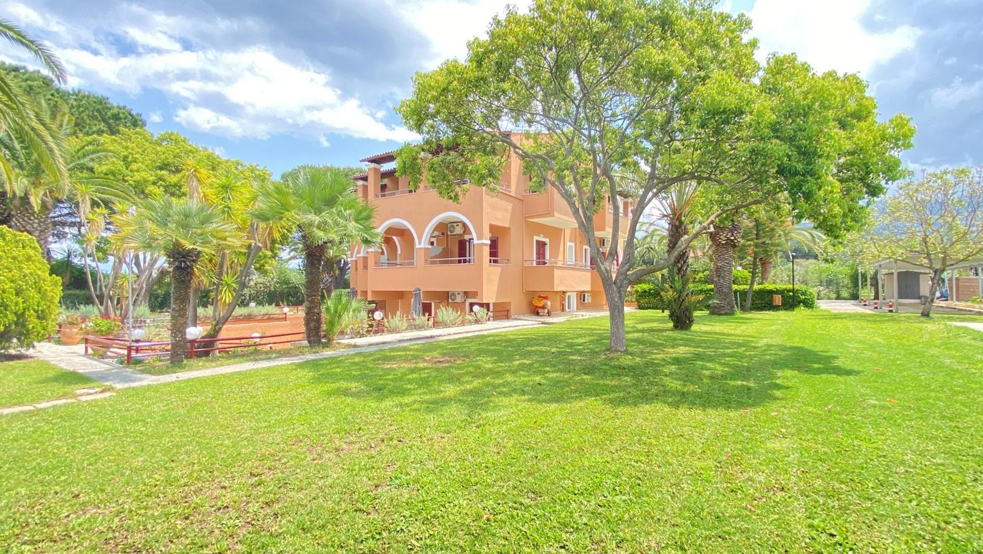 Villa Pami Almiros Beach Екстер'єр фото